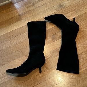 Stuart Weitzman black suede boots size 8 GUC